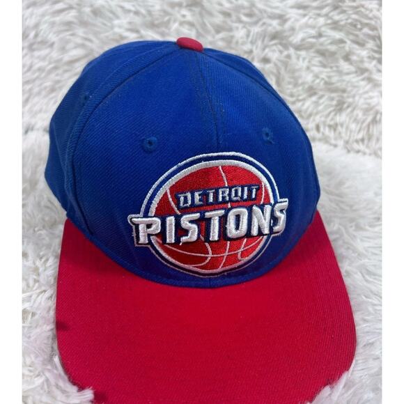 Detroit Pistons Hat Cap Snap Back Blue Red Mitchell & Ness NBA Basketball Wool - Picture 1 of 12